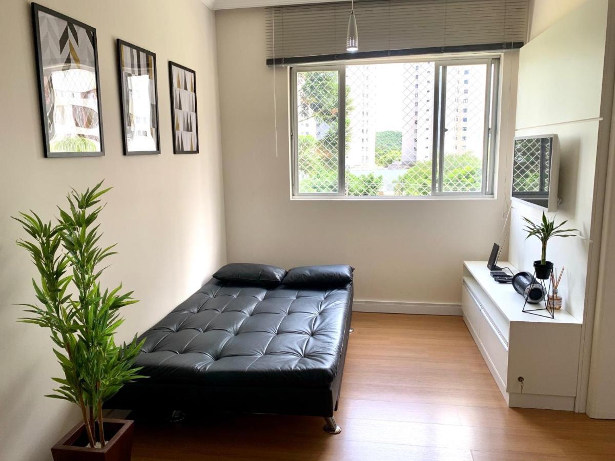 Encantador Suite: Vista E Cozinha Moderna No Bigorrilho Curitiba