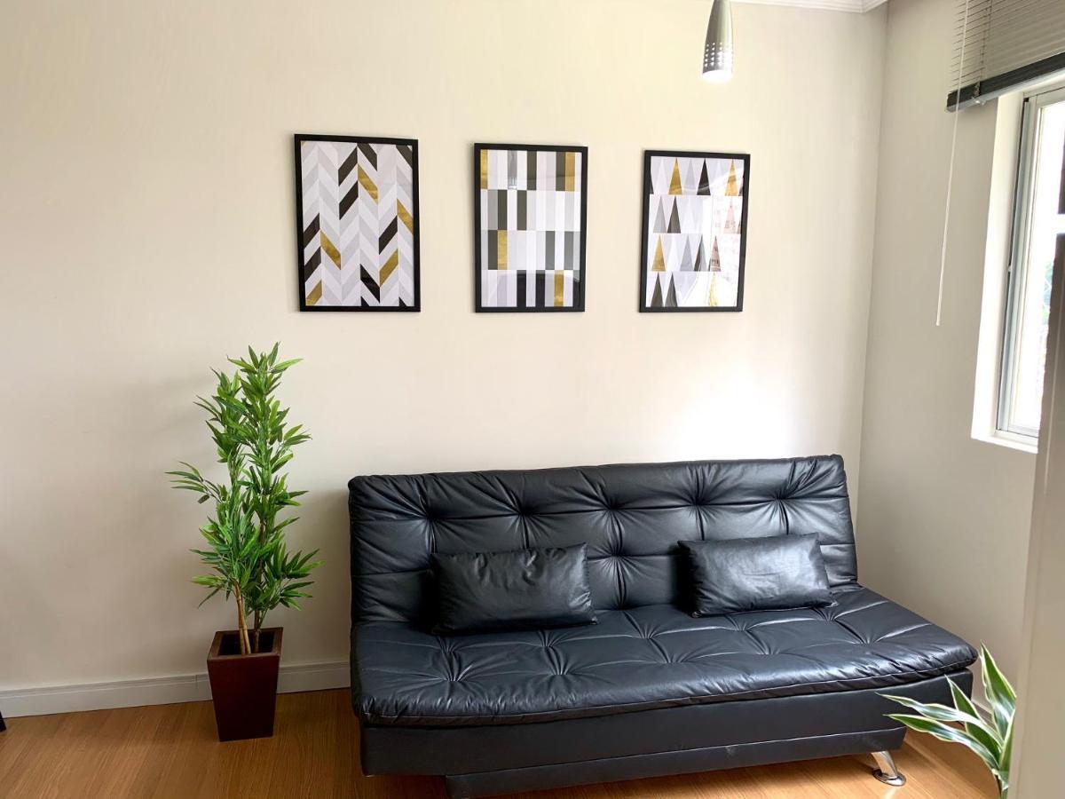 Encantador Suite: Vista E Cozinha Moderna No Bigorrilho